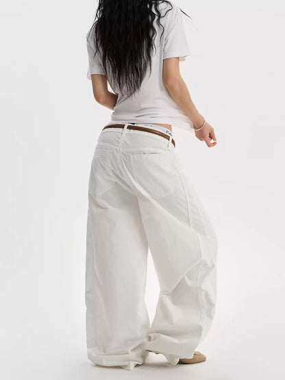 All White Refreshing Three-Dimensional Pants