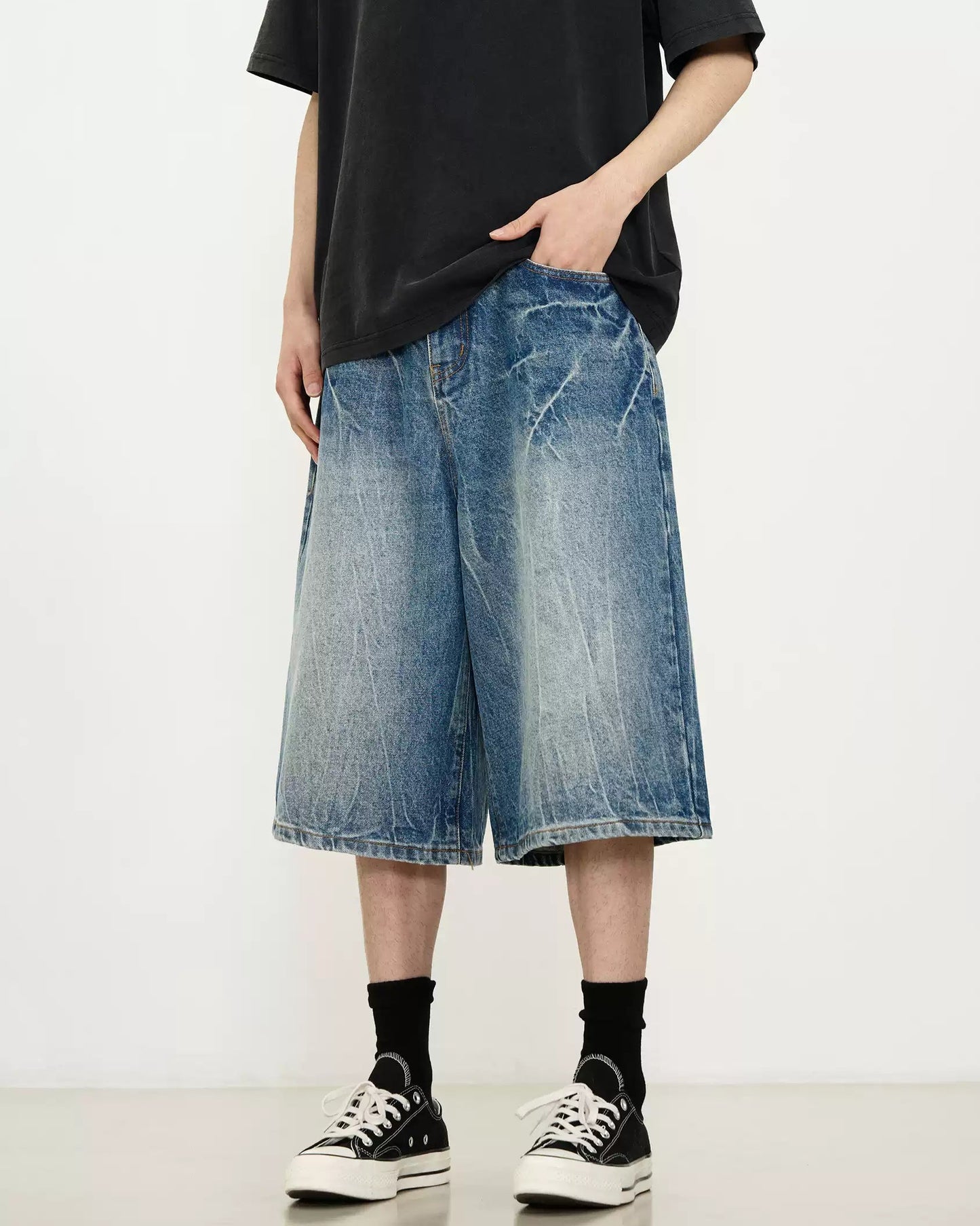 Washed Lightning Pattern Denim Shorts